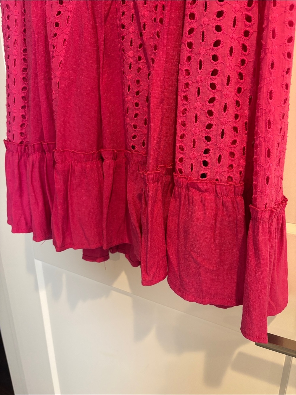 Umgee Women’s Short Sleeve Eyelet Dress with lining Large - Picture 4 of 7